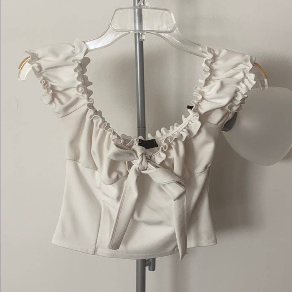 Rebellious Fashion White peasant top